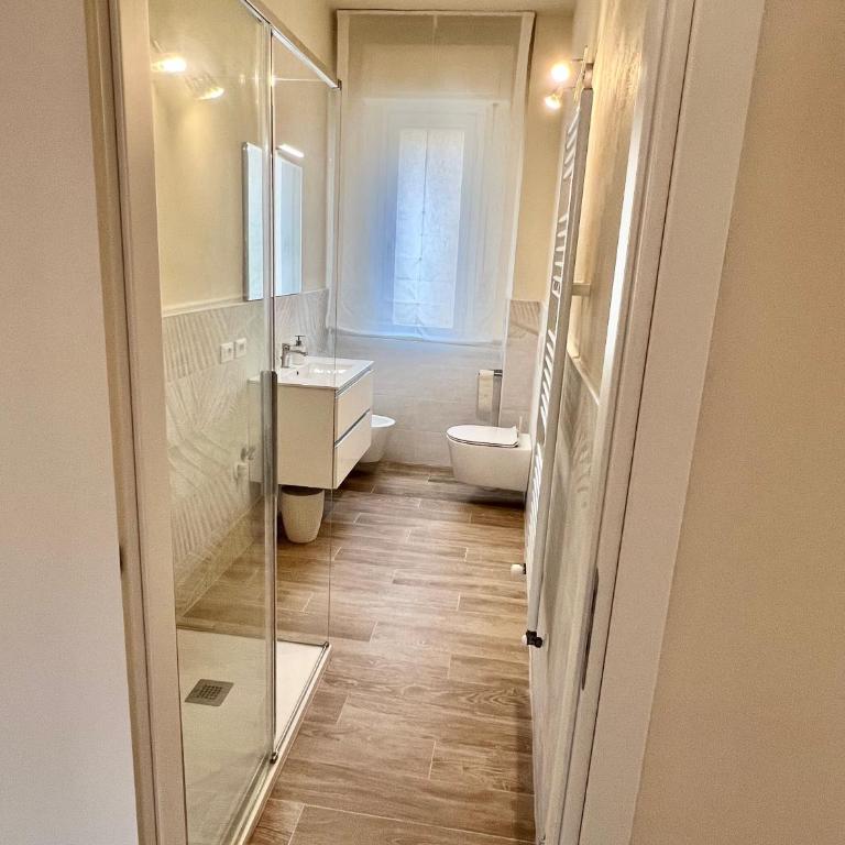F&F Rooms - Camera Tripla con Bagno in Comune - 7