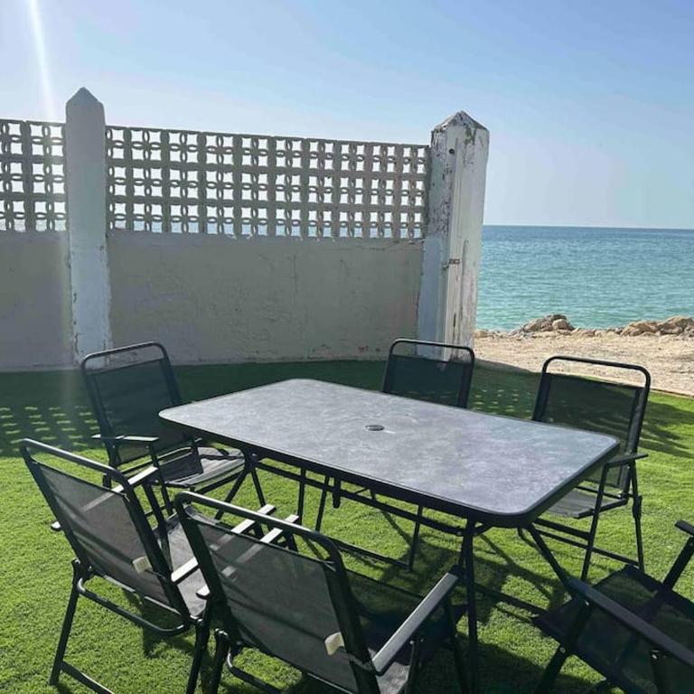 Chalet a 2 metros de la playa - Casa de 3 dormitorios - 1