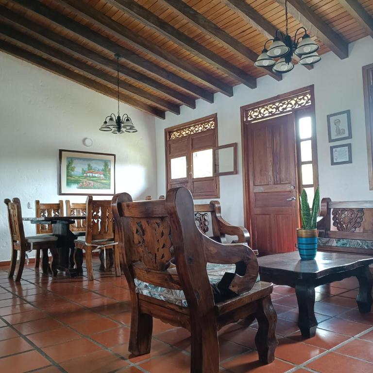 Alojamiento en Finca para 24 - Chalet - 37