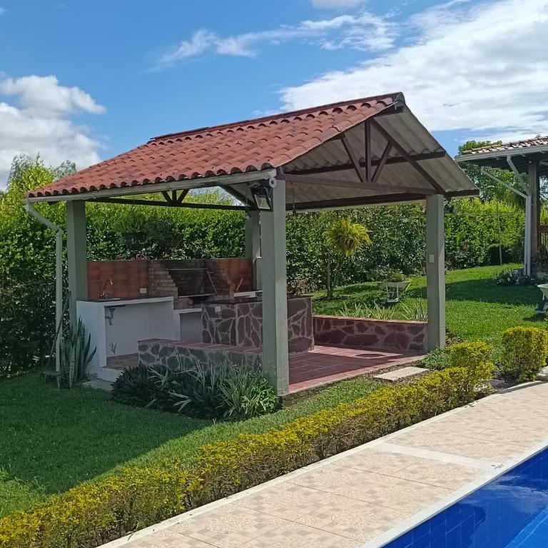 Alojamiento en Finca para 24 - Chalet - 44