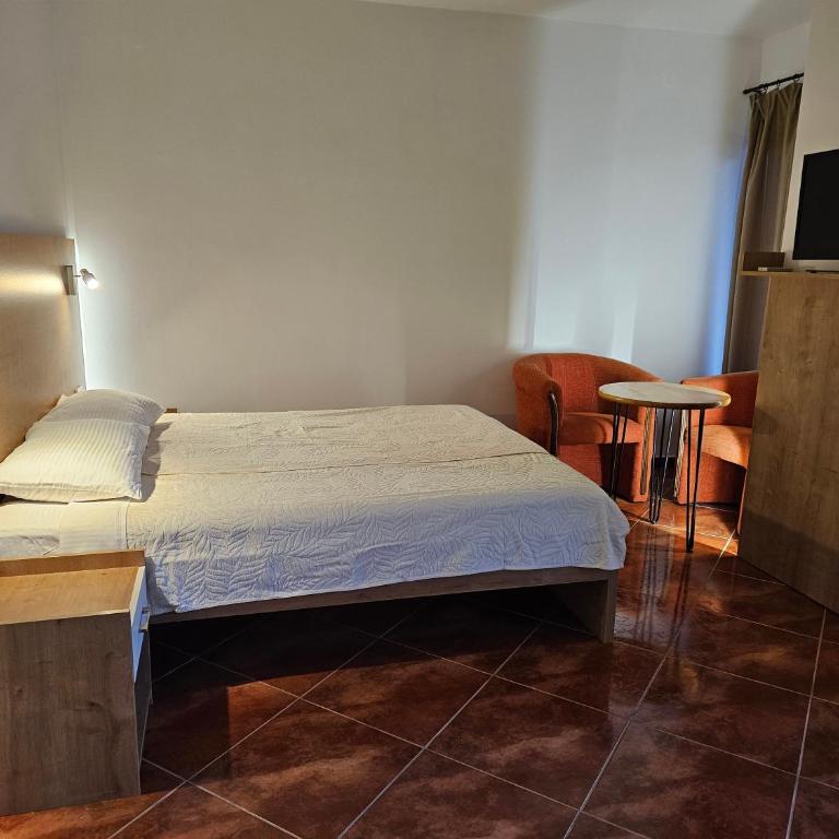 Apartments Savina Smjestaj - Deluxe Studio - 8