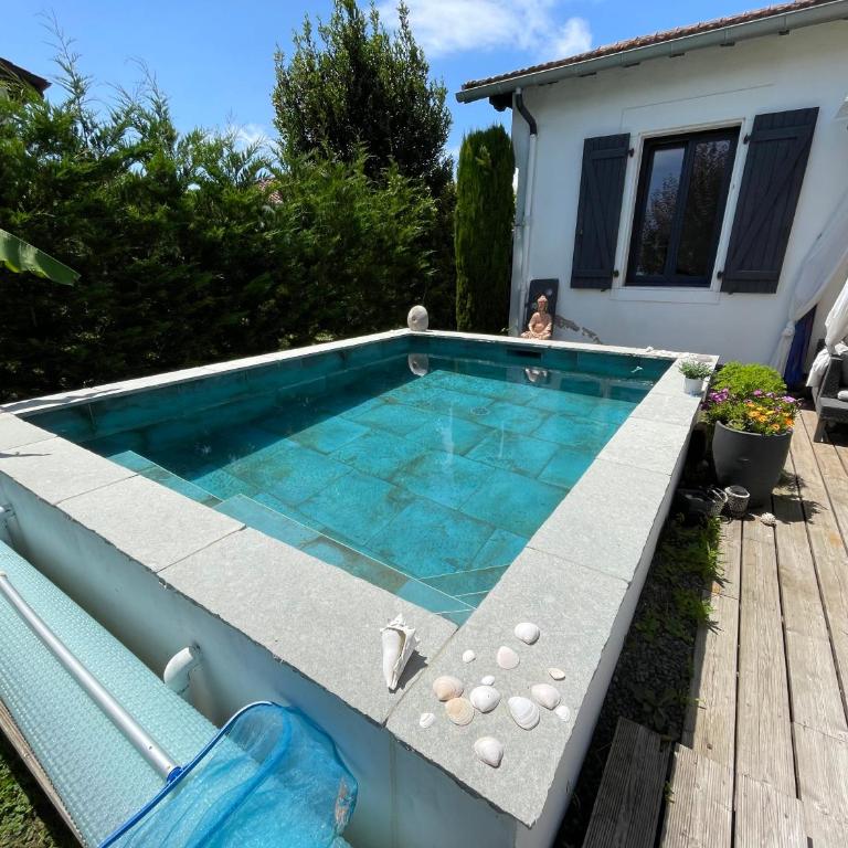 Maison avec piscine à proximité des plages - Maison 3 Chambres - 15