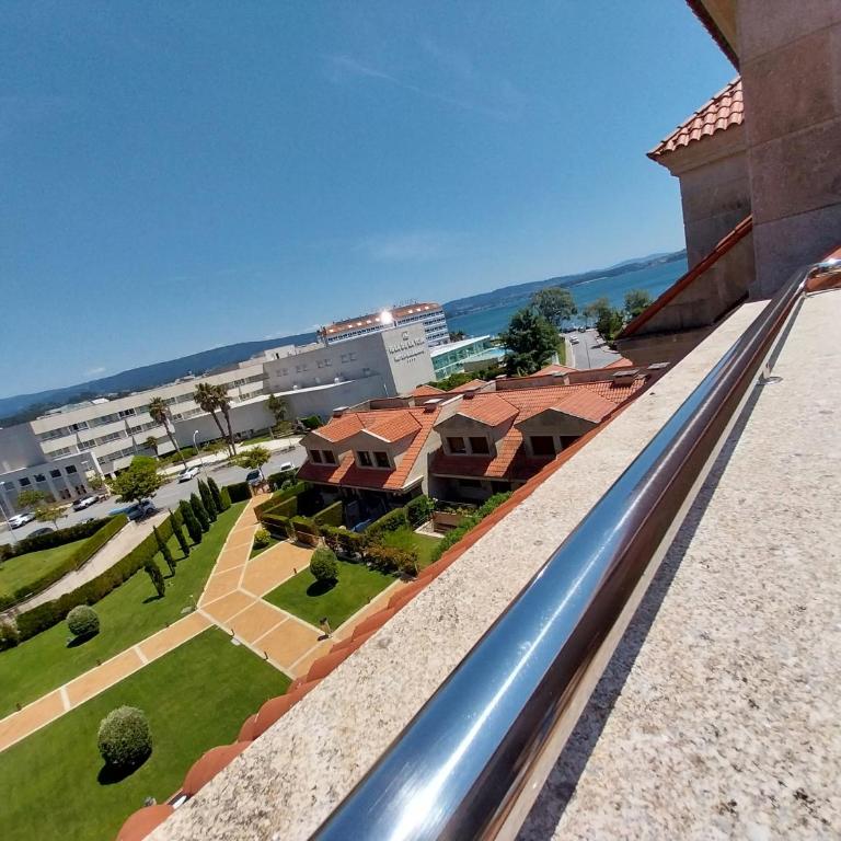 PISO DÚPLEX - ISLA DE LA TOJA (O GROVE) - Dúplex - 43