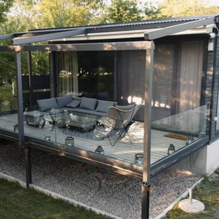 Waterfall Glamping Cabin - One-Bedroom House - 5