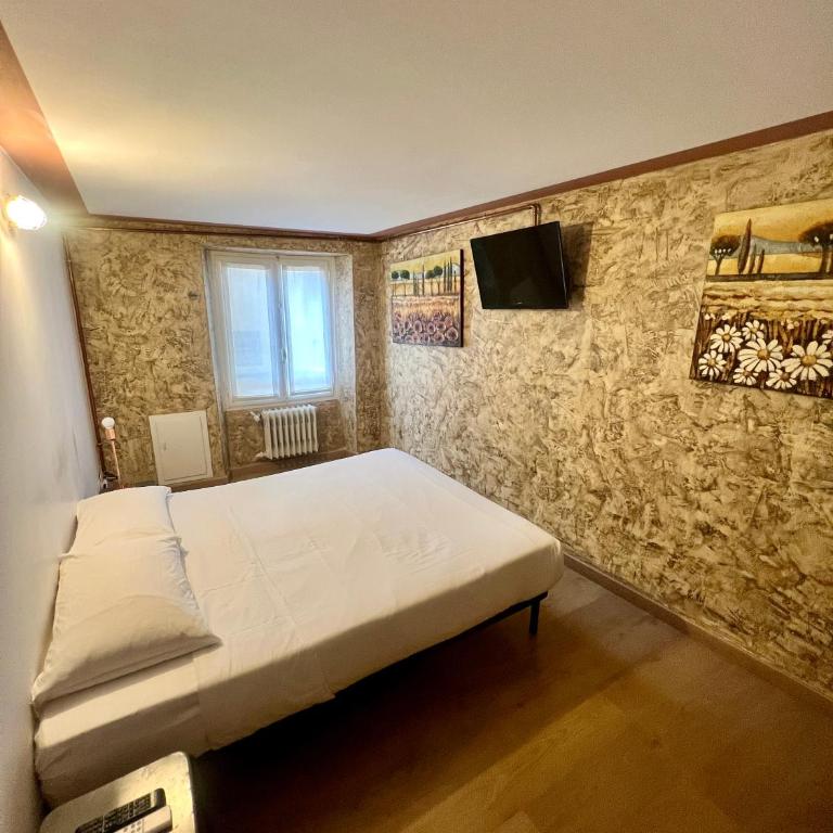 Room Verona Ai Conti - Camera Matrimoniale con Bagno Privato - 3
