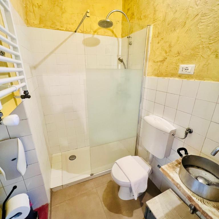 Room Verona Ai Conti - Camera Matrimoniale con Bagno Privato - 2