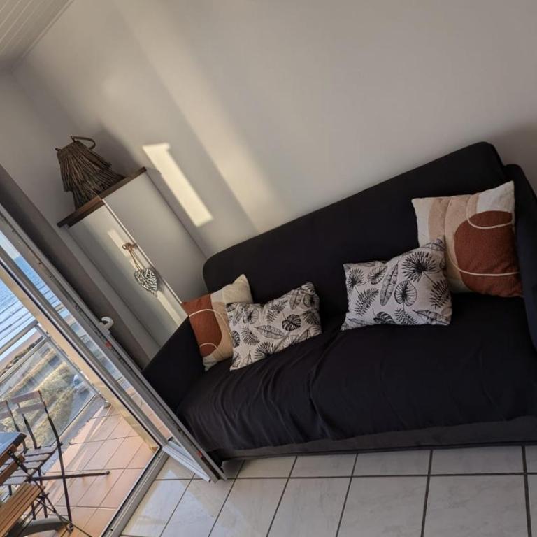 Appartement vue mer - accès direct à la plage - 4 à 5 personnes - Appartamento con Vista Mare - 7