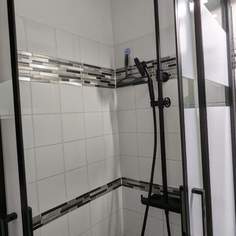 Appartement vue mer - accès direct à la plage - 4 à 5 personnes - Appartamento con Vista Mare - 17