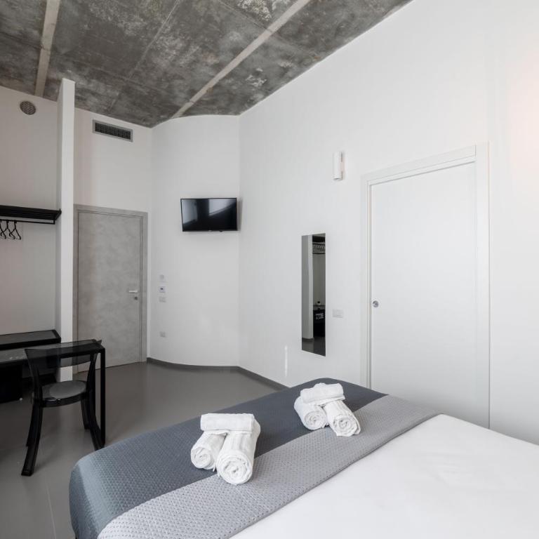 Poettos heART - Rooms - Double Room with Private Bathroom - 4
