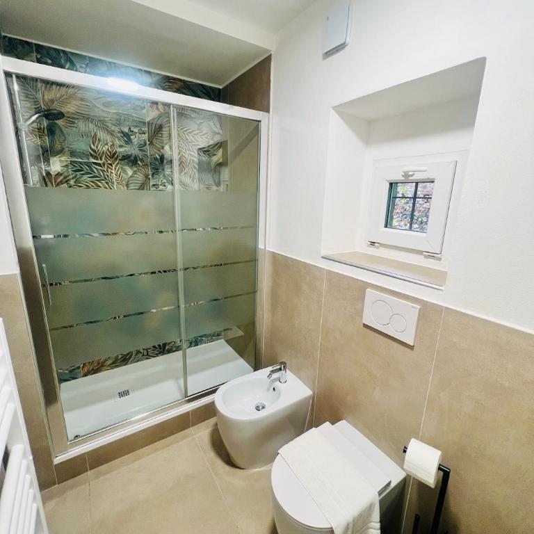 Room Verona Ai Conti - Camera Quadrupla con Bagno Privato - 3