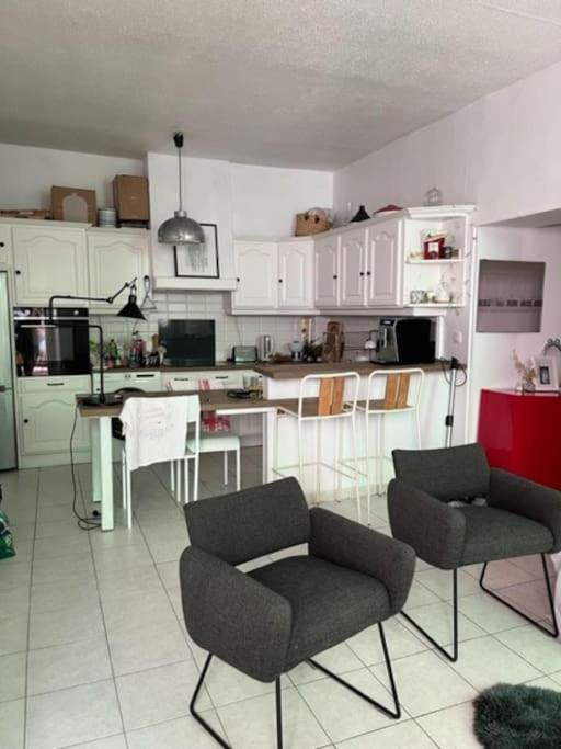 Appartement centre ville avec Patio - Apartment mit 2 Schlafzimmern - 11