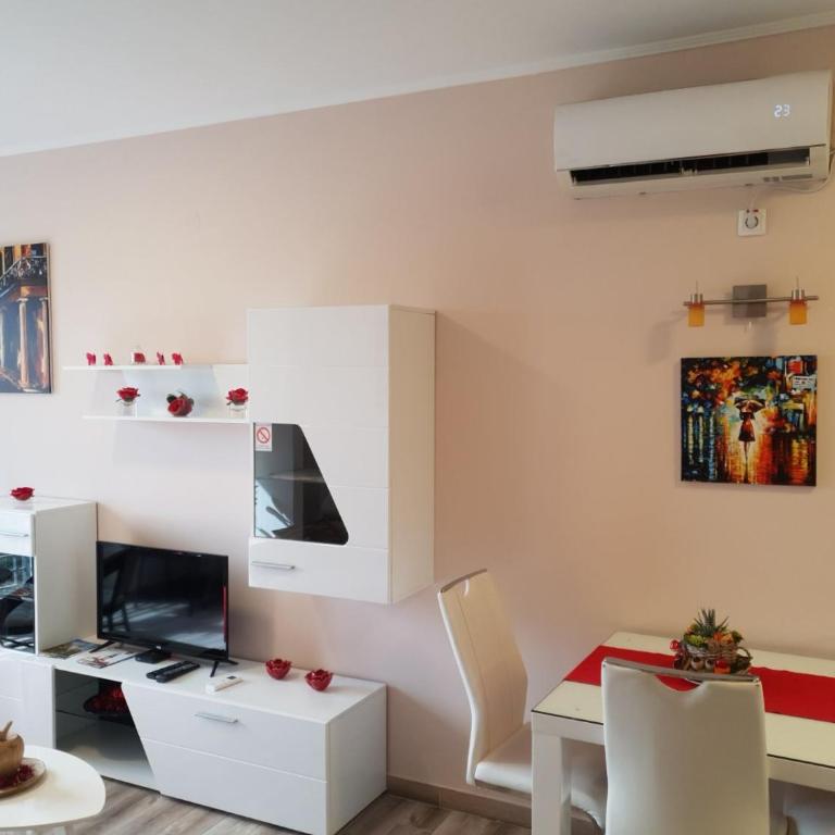 Apartment Rea - One-Bedroom Apartment - 5