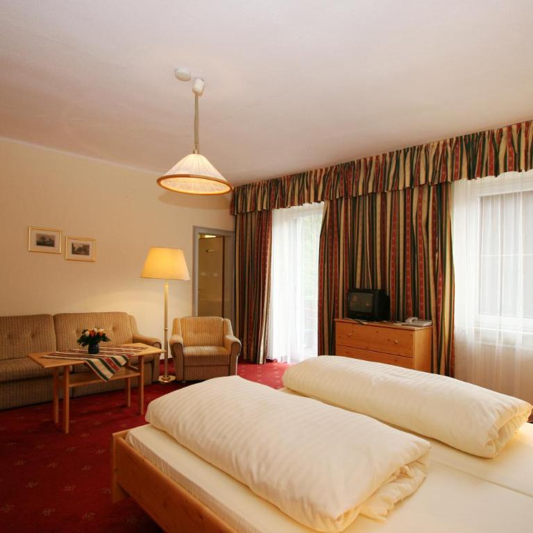 Ferienhotel Alber - Doppelzimmer mit Balkon - 9