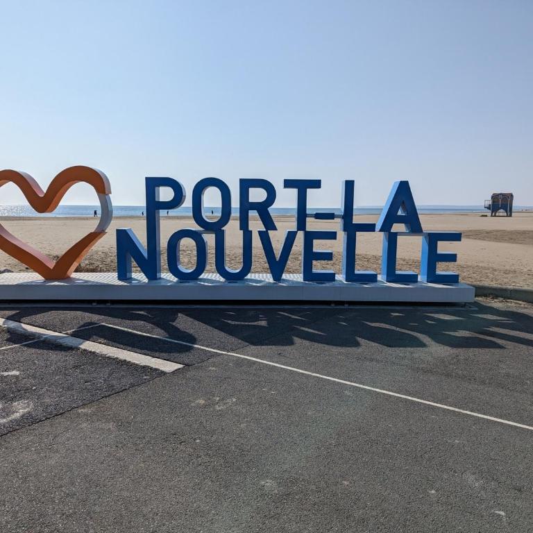 Appartement T2 lumineux 40m2, 4 personnes, 150m de la plage, bien équipé et proche loisirs - FR-1-797-18 - Appartement - 21