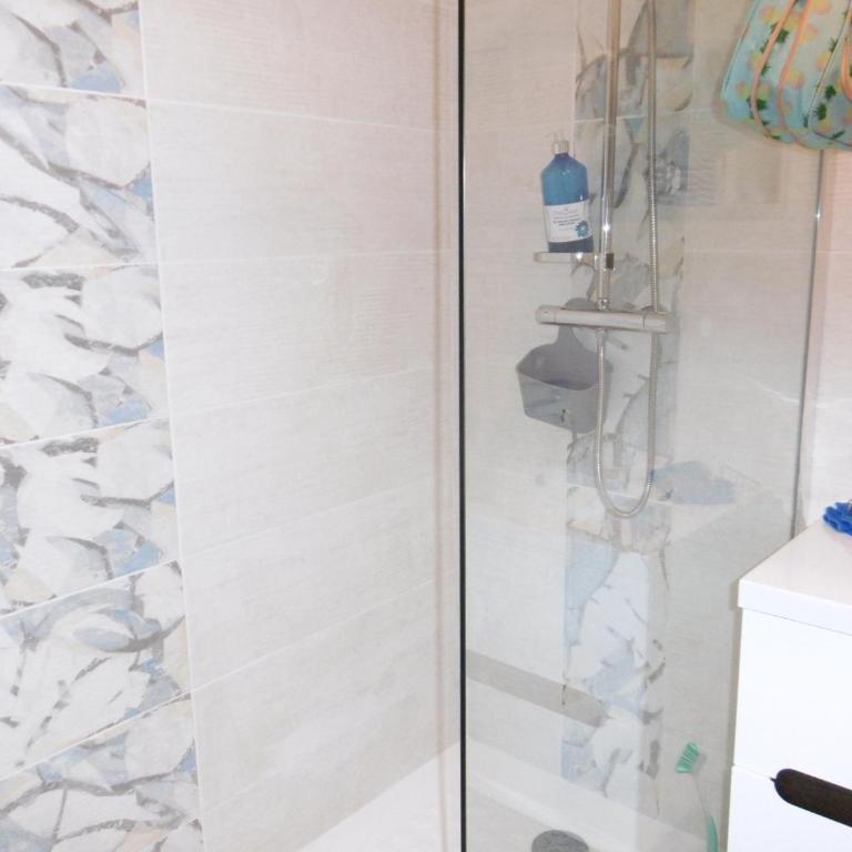 T3 Climatisé RDC avec Terrasse, Parking, Proche Activités - Port-la-Nouvelle - FR-1-797-30 - Appartement - 6