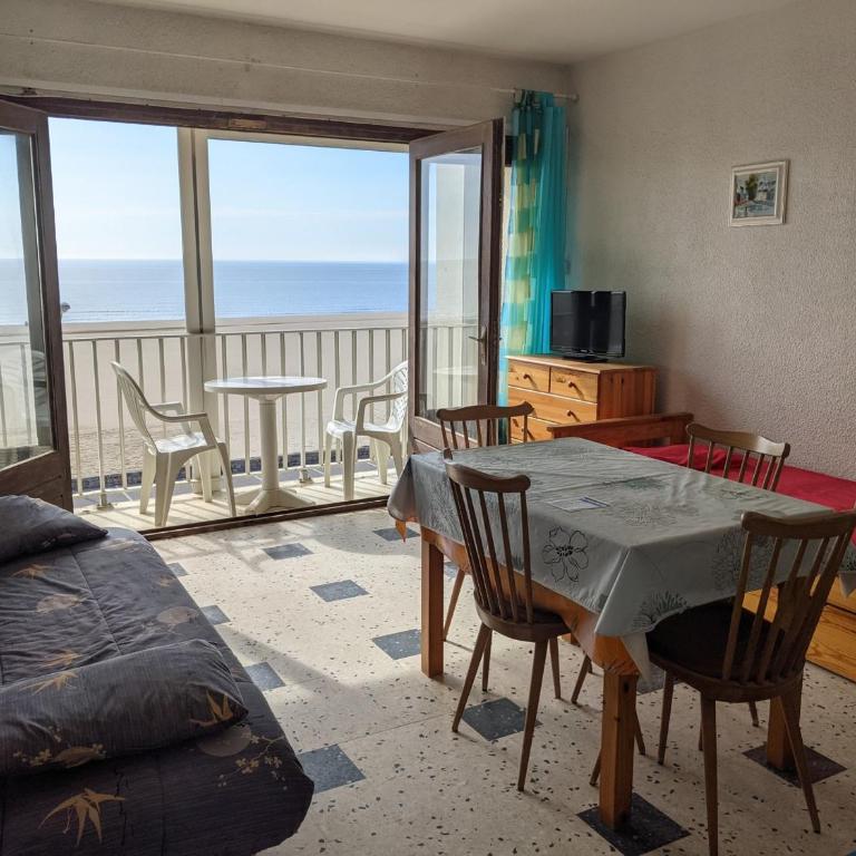 Port-la-Nouvelle : Studio front de mer, 4 pers, parking inclus - FR-1-797-32 - Studio - 3