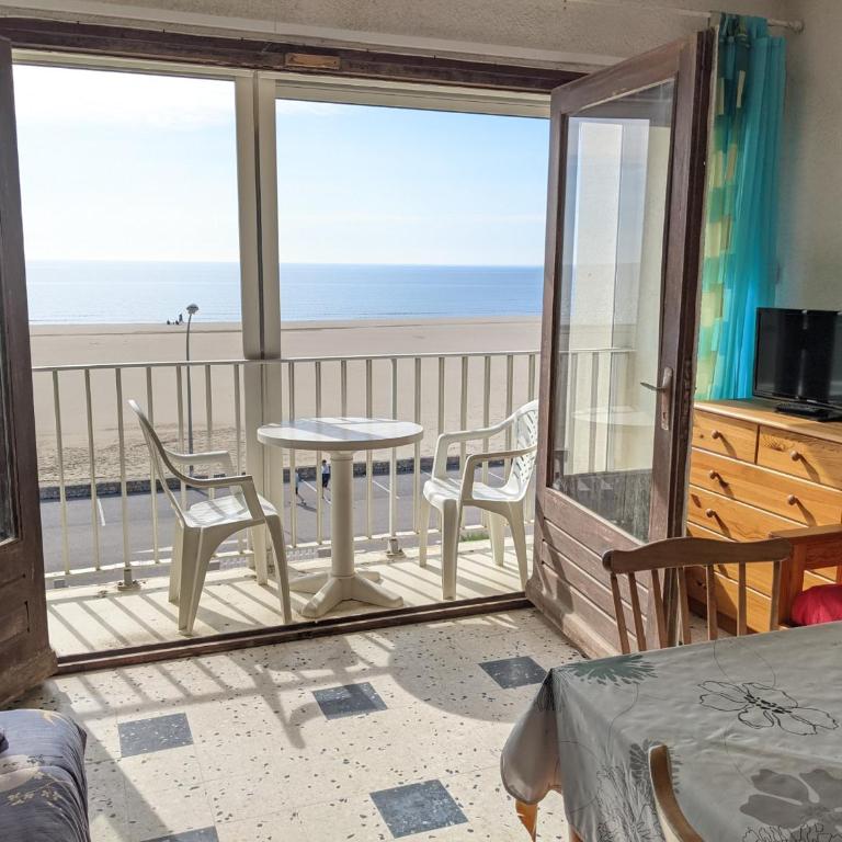 Port-la-Nouvelle : Studio front de mer, 4 pers, parking inclus - FR-1-797-32 - Studio - 6