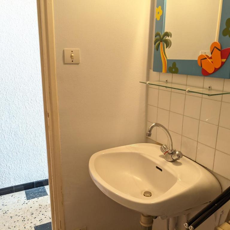 Port-la-Nouvelle : Studio front de mer, 4 pers, parking inclus - FR-1-797-32 - Studio - 10