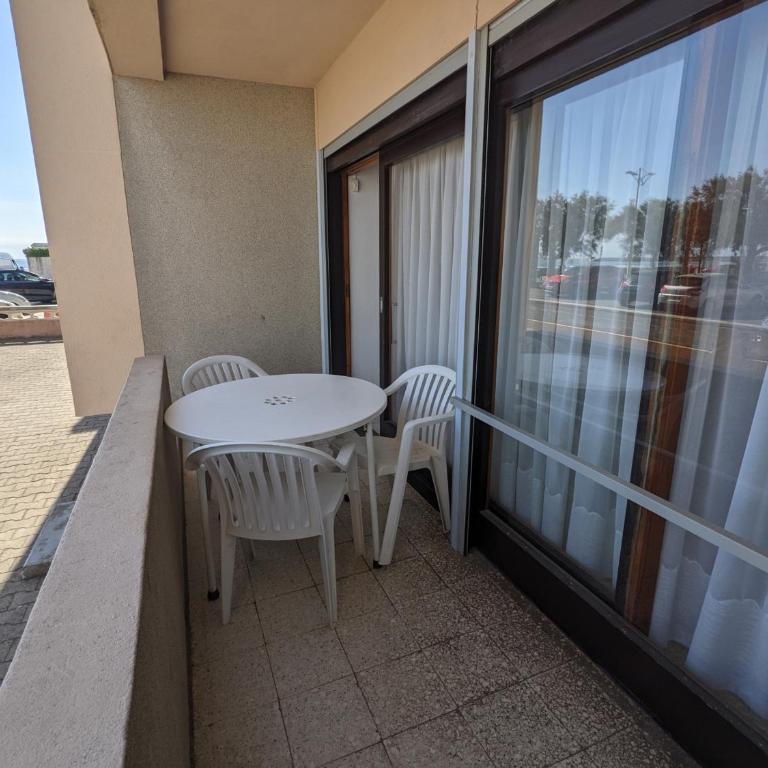 T2 climatisé en front de mer avec parking - FR-1-797-13 - Appartement - 6