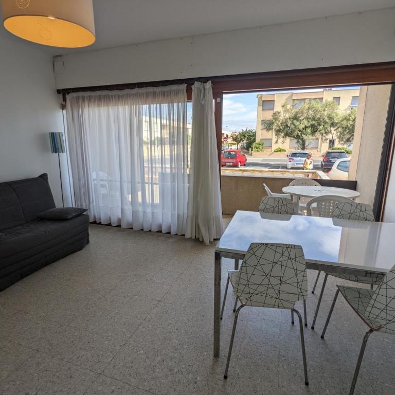 T2 Climatisé, 5 pers, Parking Protégé, Front de mer - FR-1-797-38 - Appartement - 9