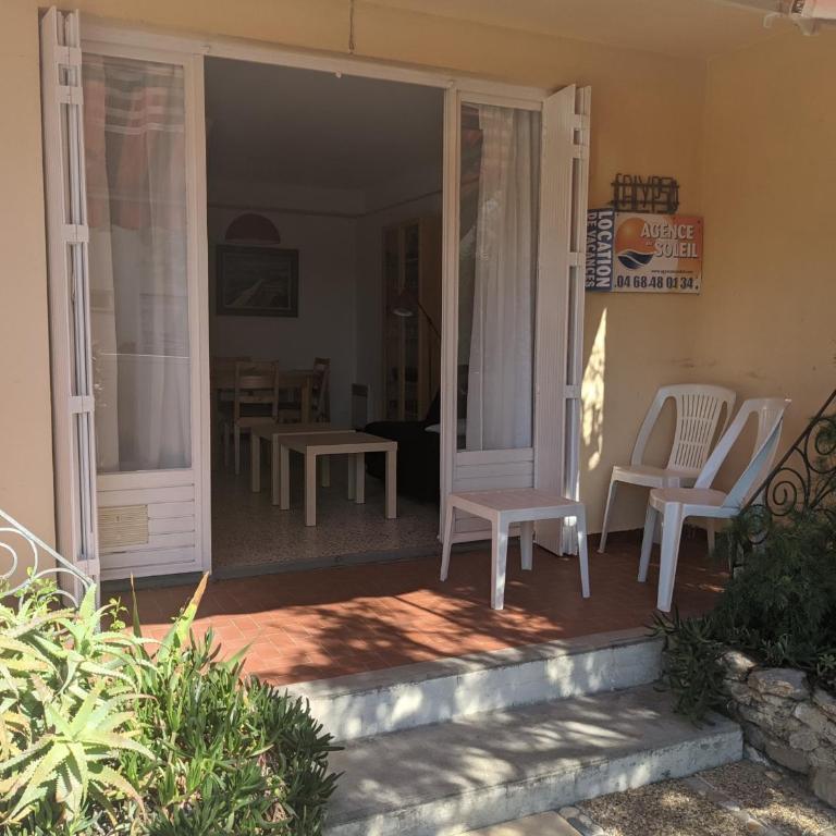 Charmant T3 rénové à 60m de la plage avec terrasse, jardin et parking clos - FR-1-797-28 - Appartement - 3