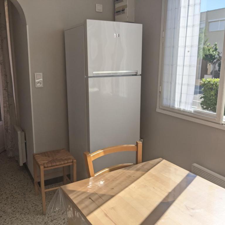 Charmant T3 rénové à 60m de la plage avec terrasse, jardin et parking clos - FR-1-797-28 - Appartement - 10