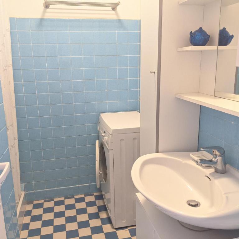 Charmant T3 rénové à 60m de la plage avec terrasse, jardin et parking clos - FR-1-797-28 - Appartement - 16
