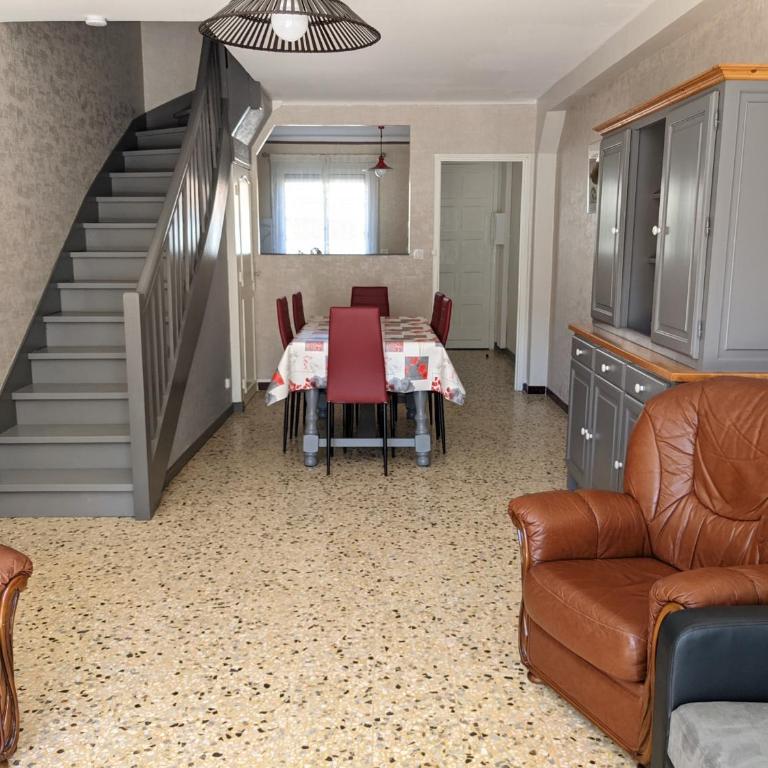 Villa T3 climatisée, 57m², 5/6 pers, proche plage, rénovée, terrasse, parking, quartier animé - FR-1-797-48 - Villa - 10