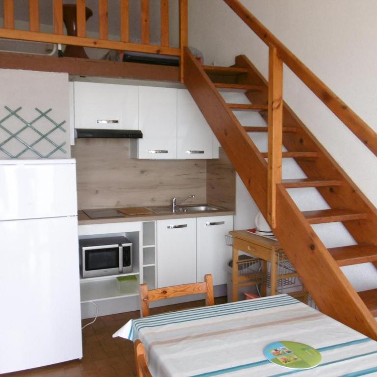 T2 Mezzanine à 250m de la plage pour 4/5 pers avec Parking et TV - FR-1-797-31 - Appartement - 7