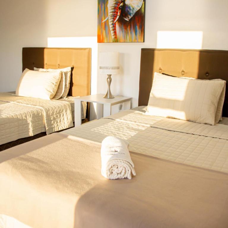 Nobleza Apart Hotel - Twin Room with View - 2