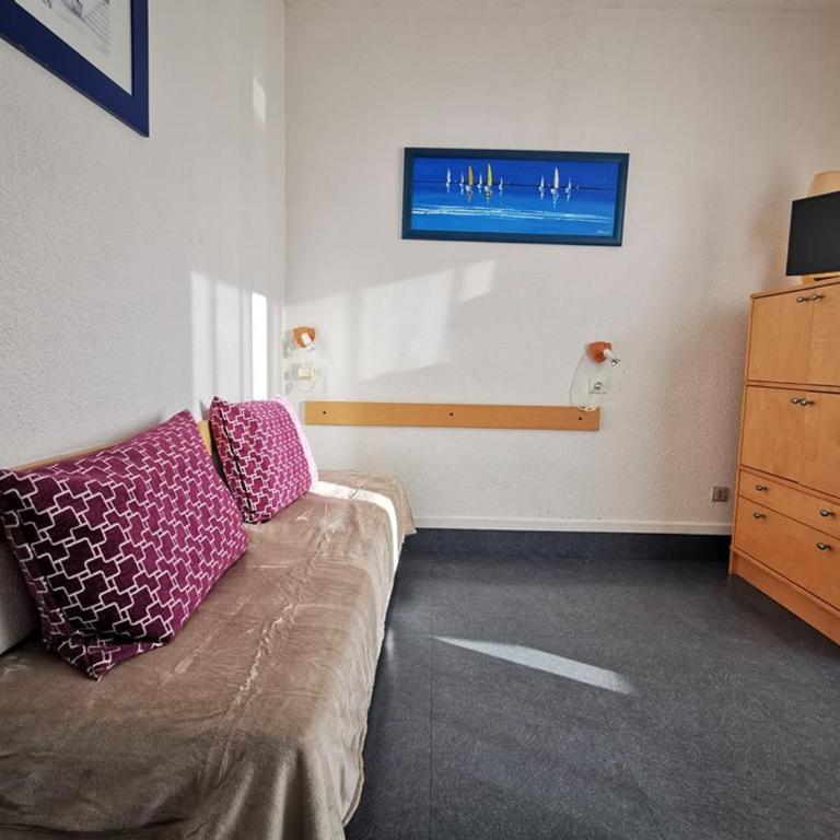 Studio 4 pers avec climatisation et parking, vue mer, plage du Lavandou - FR-1-803-22 - Studio - 6