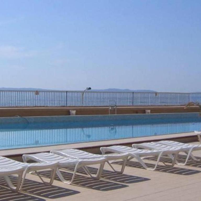 Joli T2 au Port avec Terrasse et Parking, 4 Pers. - FR-1-803-12 - Apartment - 8
