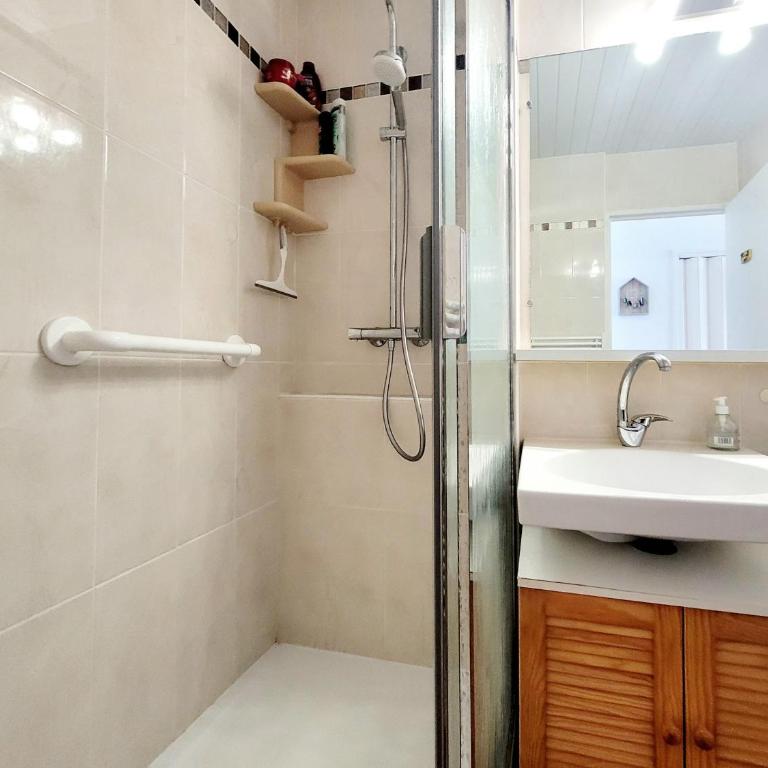 Canet-en-Roussillon - T2 cosy - 4 pers - Parking privé - Clim - FR-1-794-154 - Appartamento - 18