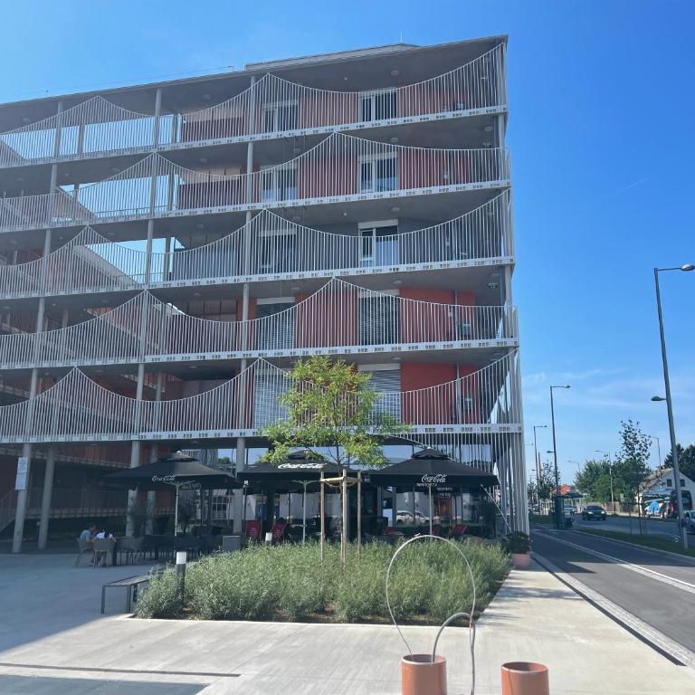 100 qm Penthouse, Self-Check-In, 2 Parkplätze - Penthouse-Apartment - 55