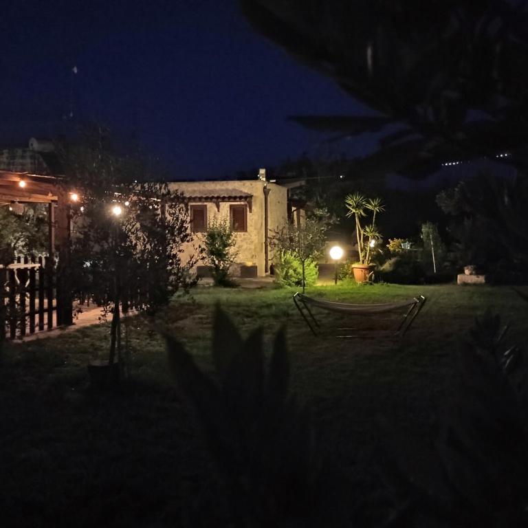 Agriturismo Masseria Pallanzano CON PISCINA - Camera Matrimoniale con Bagno Privato - 1