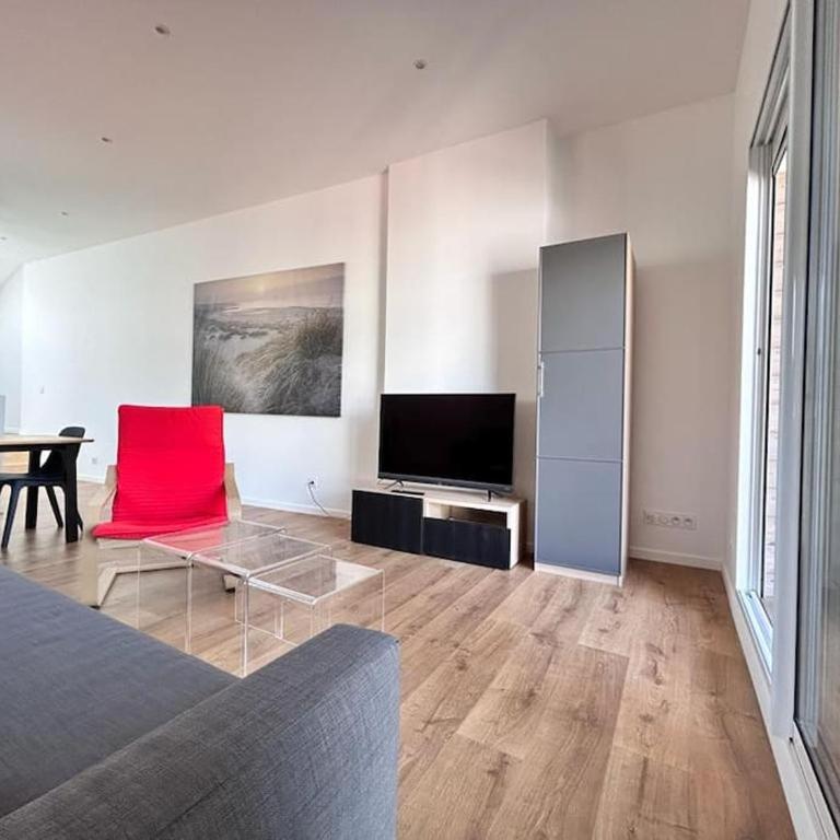 Maison hyper centre maxi 28pers Tour d'Auvergne - Appartement - 23