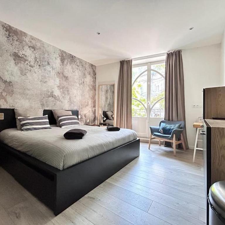 Maison hyper centre maxi 28pers Tour d'Auvergne - Appartement - 35