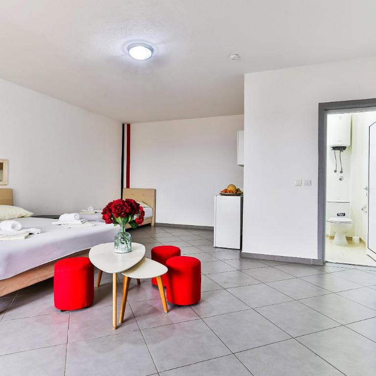 Apartmani BLUE MOON - One-Bedroom Apartment - 8