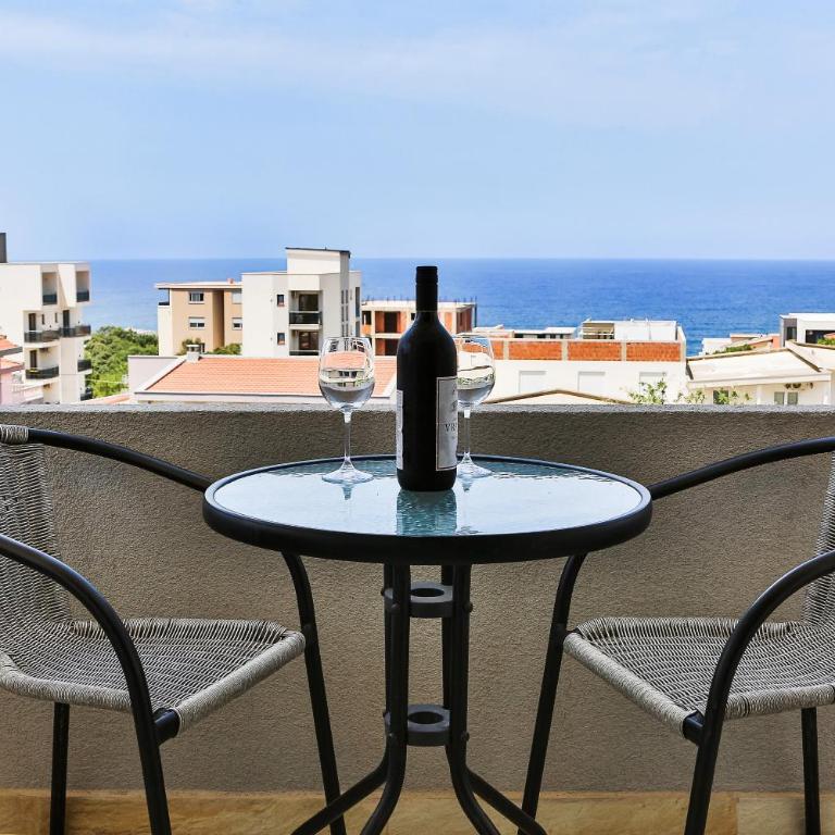 Apartmani BLUE MOON - Apartment with Sea View - 3