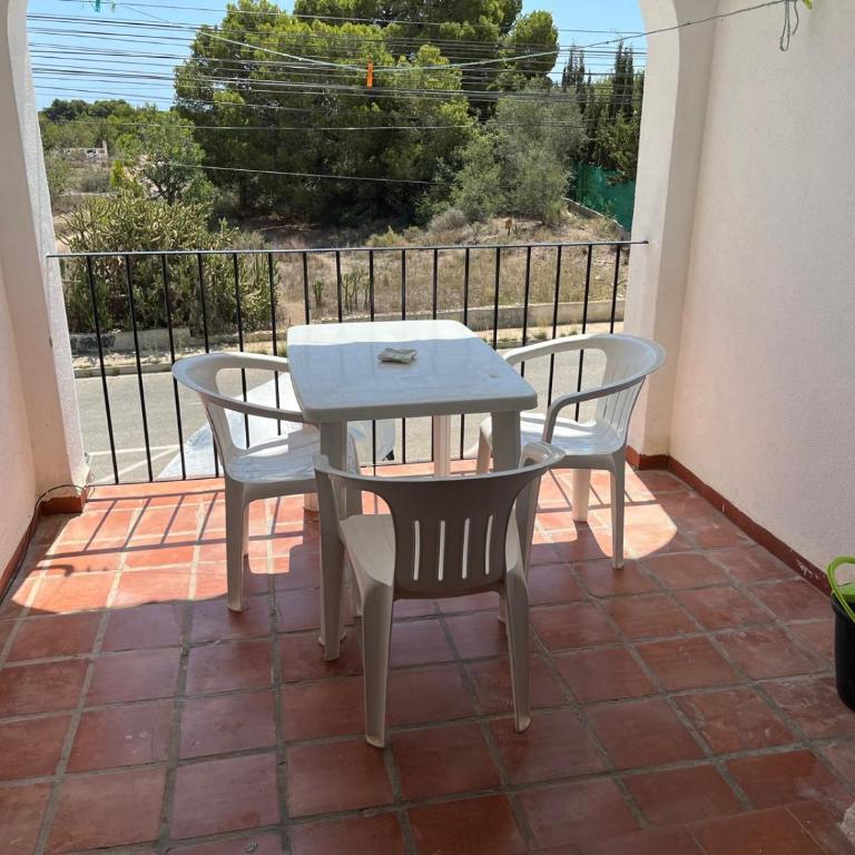Lago Jardin : Bright spacious one bedroom flat - Apartment - 2