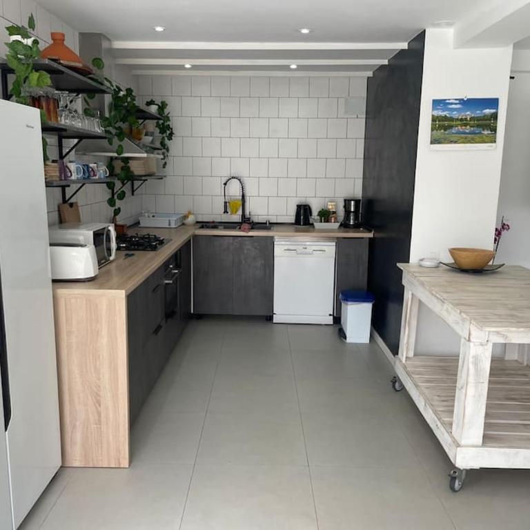 Casa amplia y luminosa a 5 minutos de la playa - Casa de 3 dormitorios - 24
