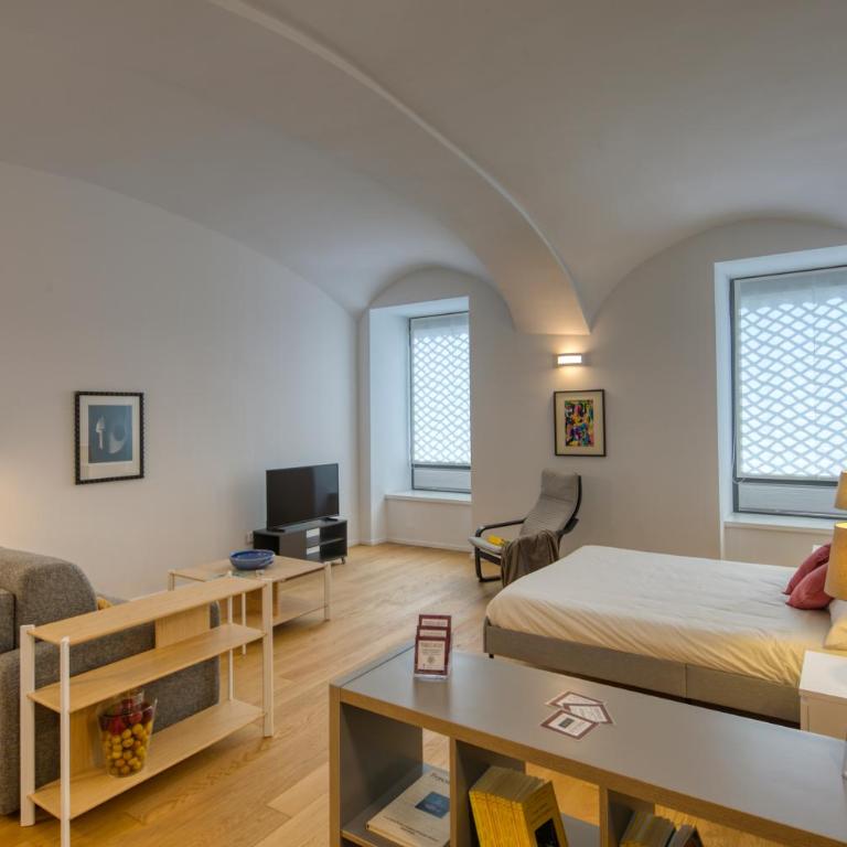 Alfieri Apartments 3 - One-Bedroom Apartment - 10