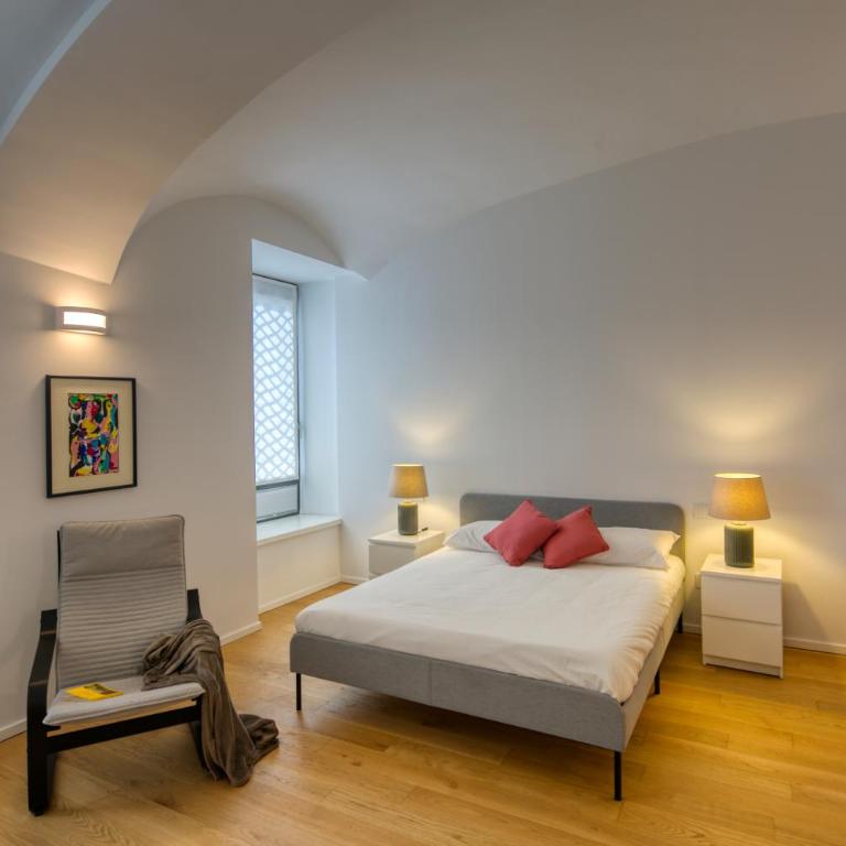 Alfieri Apartments 3 - One-Bedroom Apartment - 14