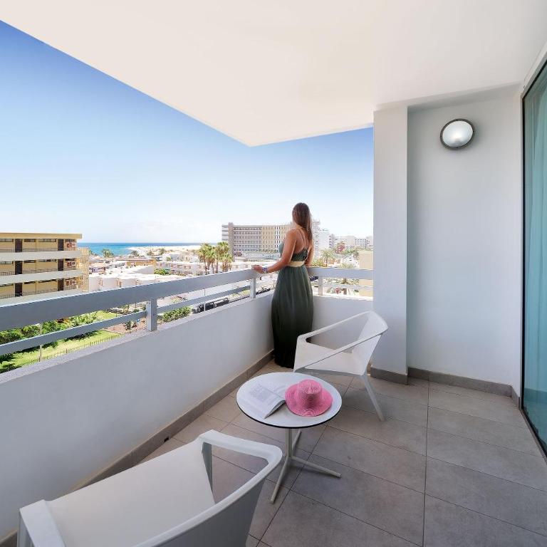 Akeah Broncemar - Habitación Doble con vistas a la piscina - 5