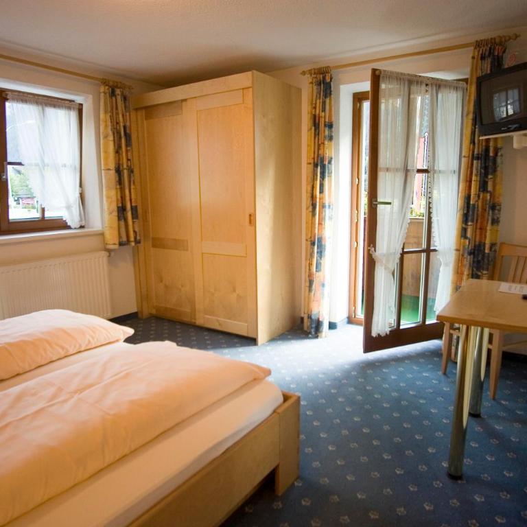 Gasthaus Muntafuner Stöbli - Apartment mit 2 Schlafzimmern und Badezimmer - 1