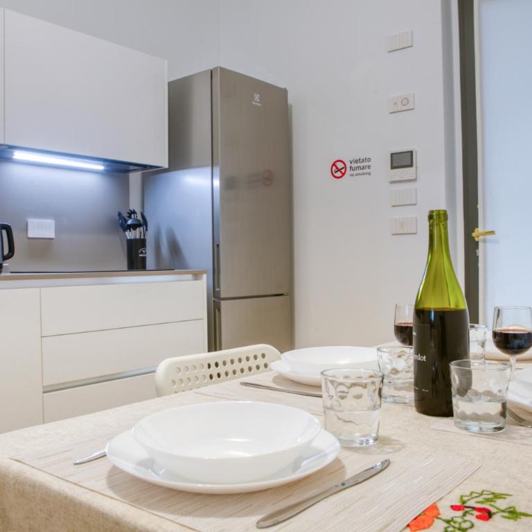 Alfieri Apartments 3 - One-Bedroom Apartment - 3
