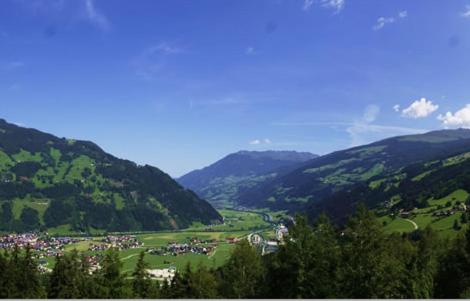 Landhaus Alpenjäger - Apartment mit 4 Schlafzimmern - 27