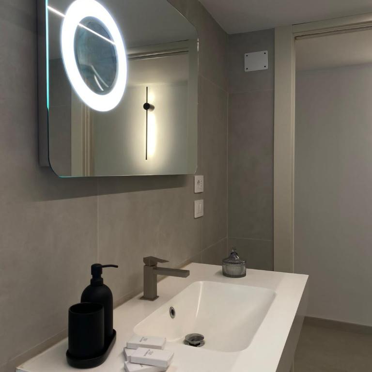 65 Cosimano Home - One-Bedroom Apartment - 16