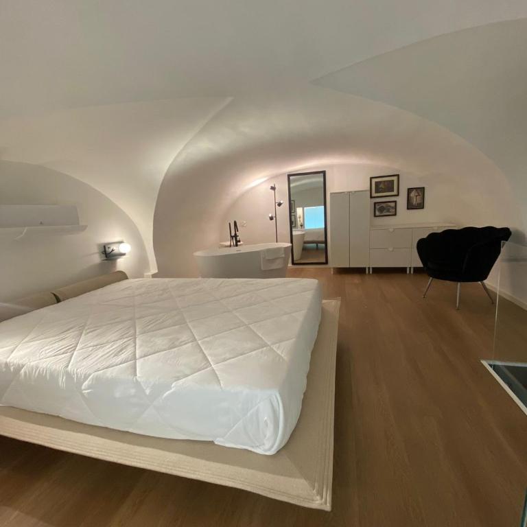 65 Cosimano Home - One-Bedroom Apartment - 20