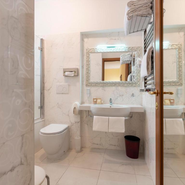 Hotel Virgilio - Standard Double or Twin Room - Separate Building - 3